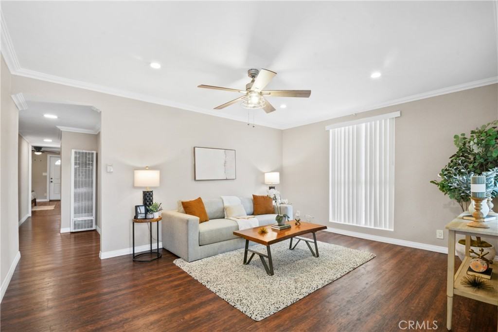 13439 Roselle Ave #13439 - Photo 2 of 20