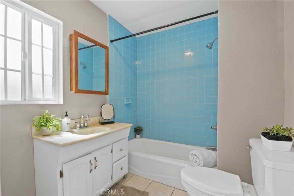 13439 Roselle Ave #13439 - Photo 5 of 20