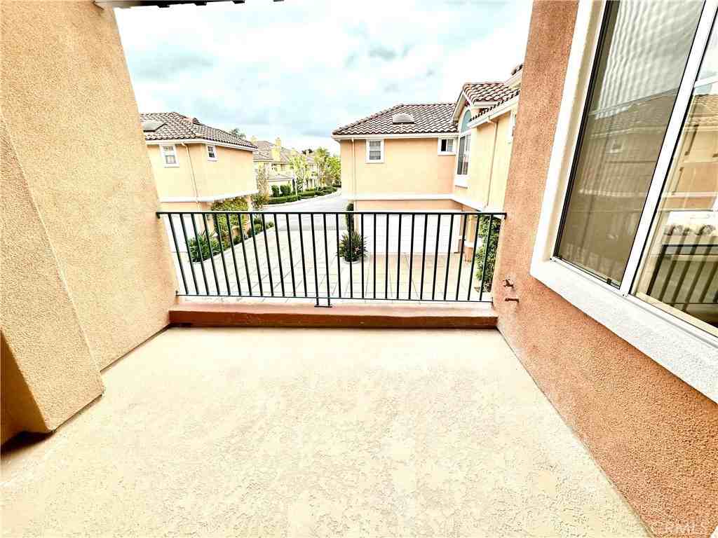 505 Marinella Aisle #505 - Photo 3 of 25