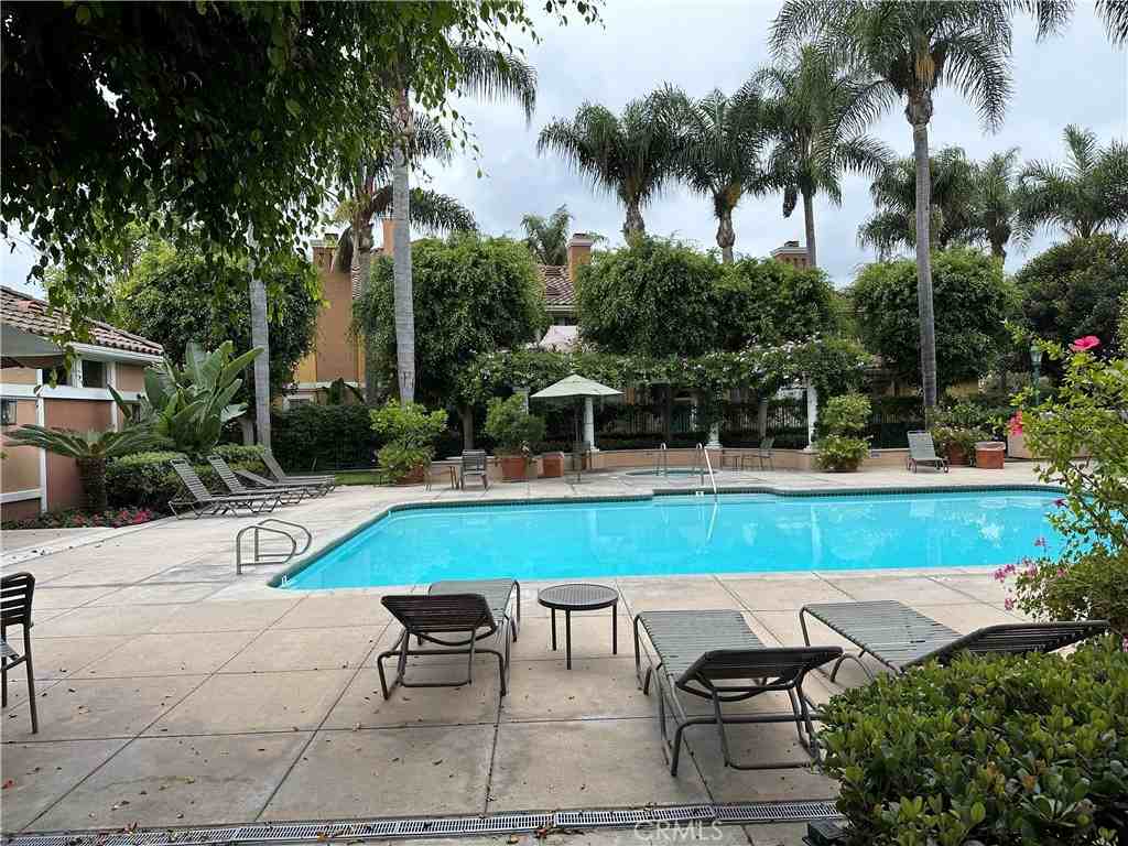 505 Marinella Aisle #505 - Photo 4 of 25