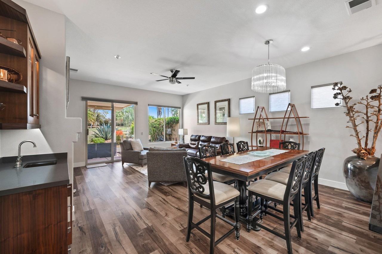 105 Kavenish Dr #105 - Photo 6 of 29