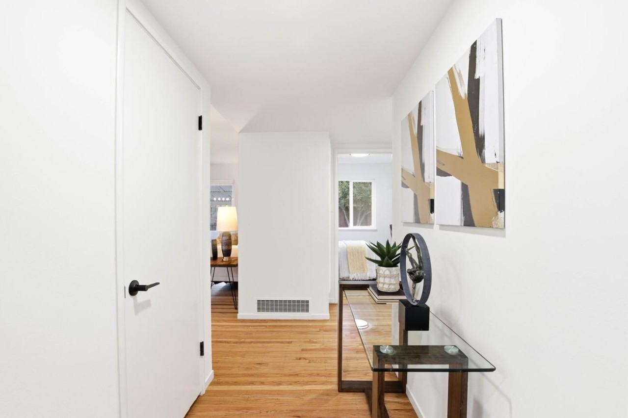 841 Nectarine Ave #841 - Photo 2 of 32