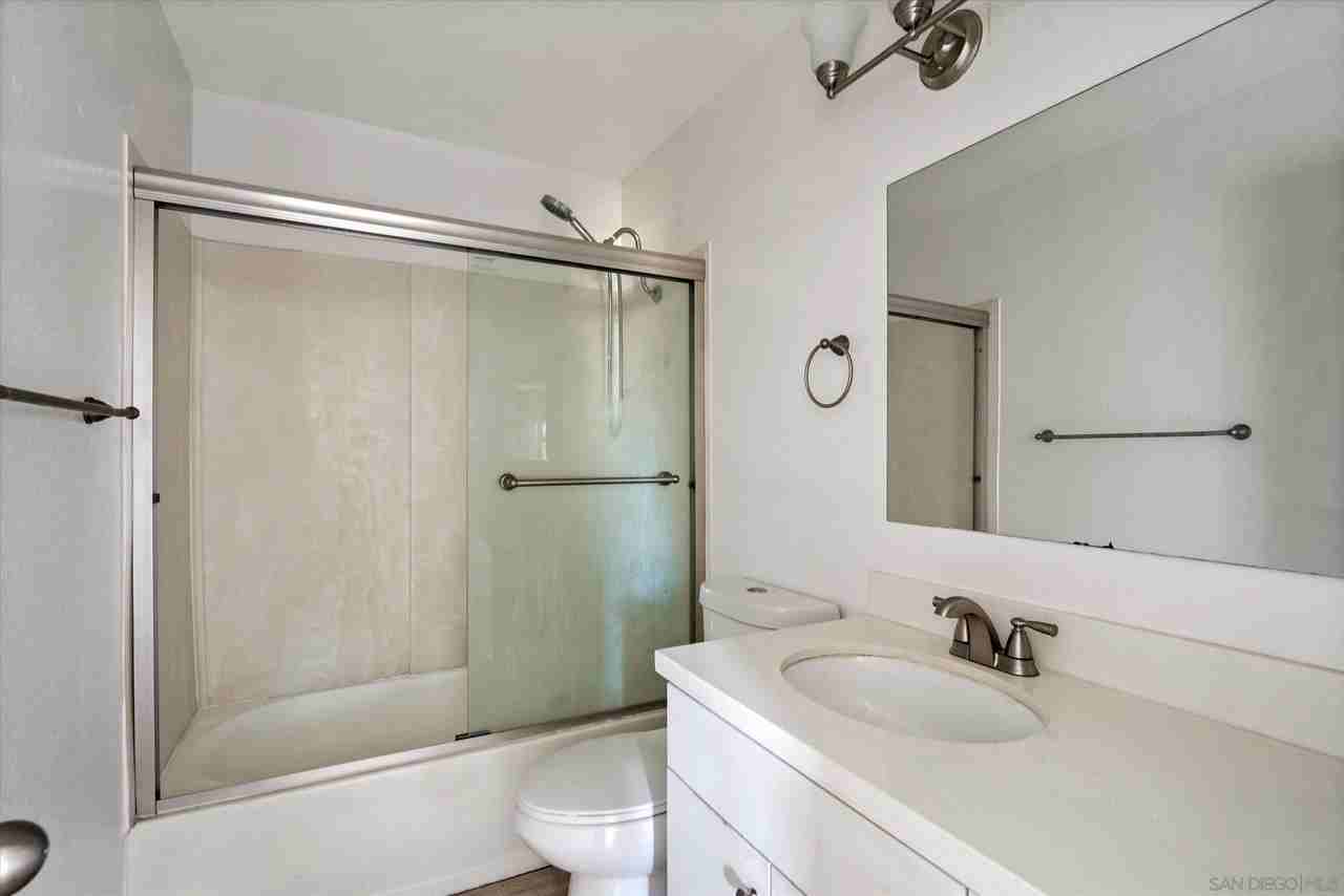 4712 W Point Loma Blvd #4712-4 - Photo 6 of 21