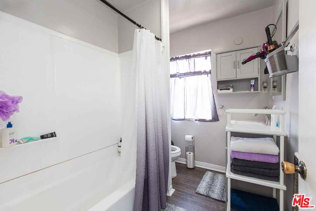 5177 Bohlig Rd #5177 - Photo 5 of 38