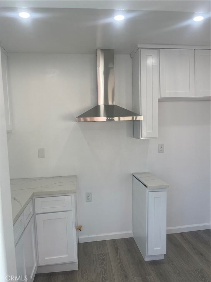 6103 Southside Dr #6103 - Photo 2 of 6