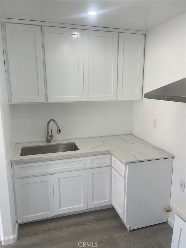 6103 Southside Dr #6103 - Photo 3 of 6