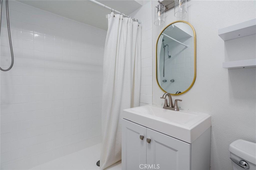 1800 E Heim Ave #1800-15 - Photo 3 of 26