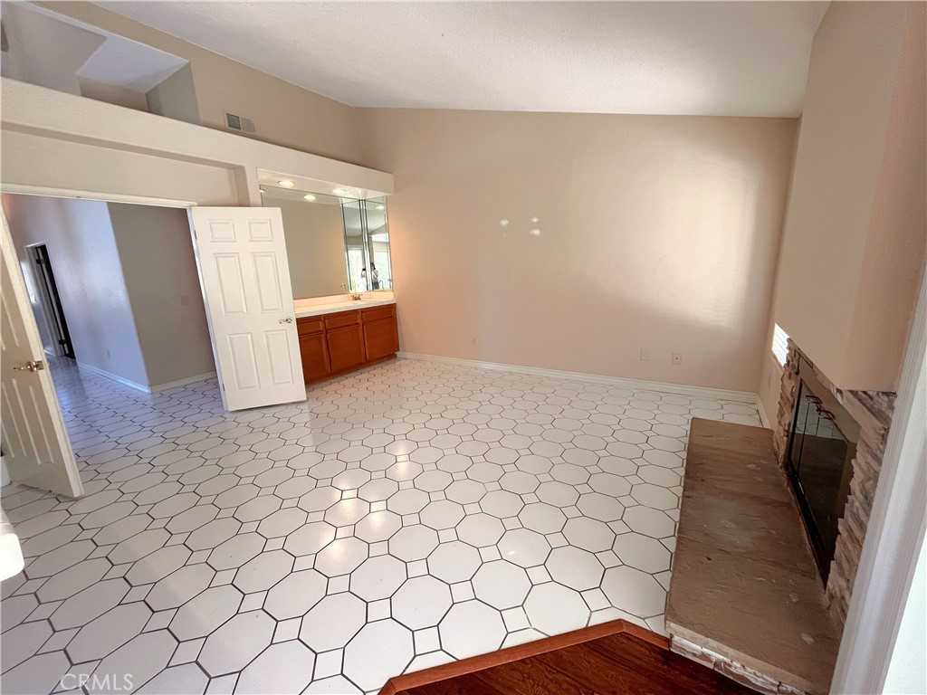 30610 Open Ct #30610 - Photo 5 of 29