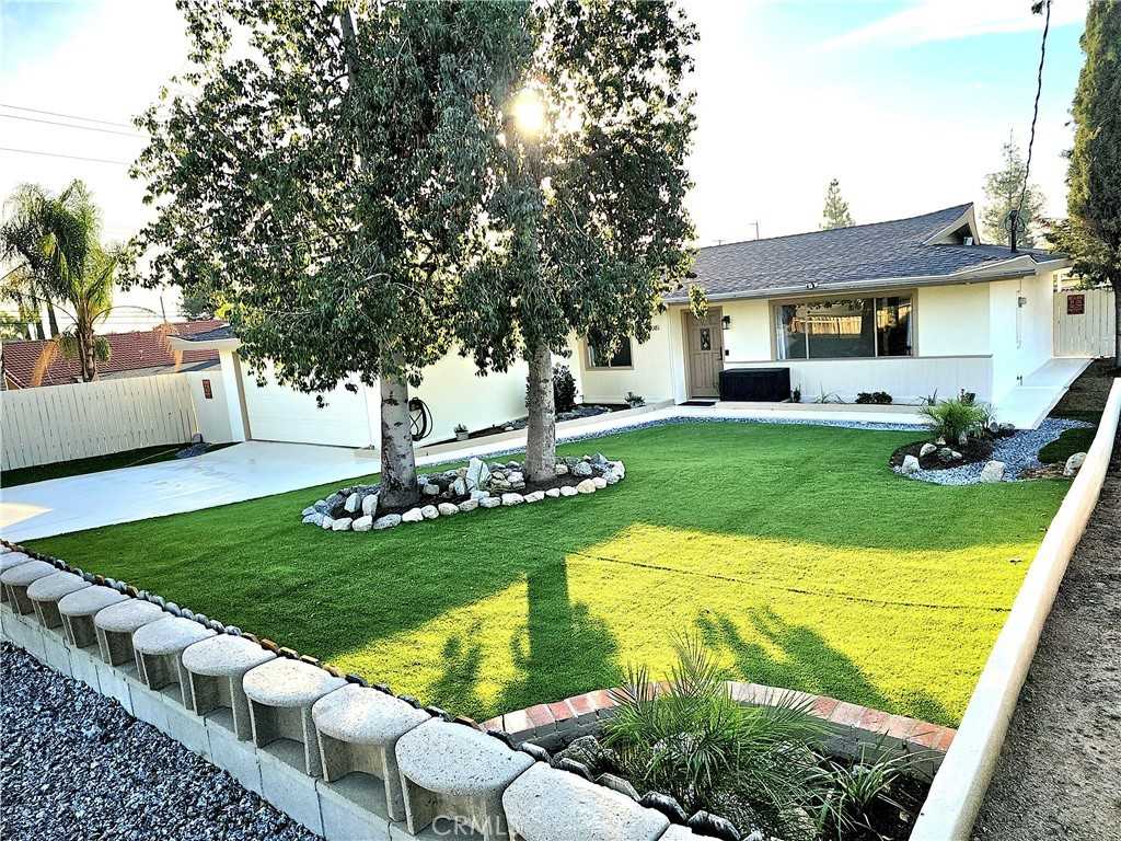 11981 Franklin St #11981