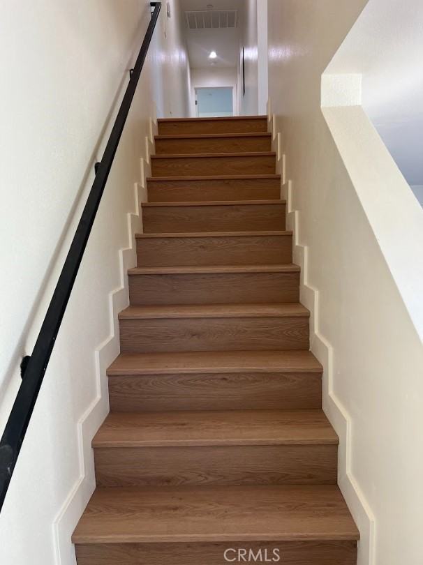 409 1/2 E 99th St #409 - Photo 5 of 33