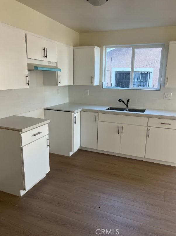 409 1/2 E 99th St #409 - Photo 6 of 33