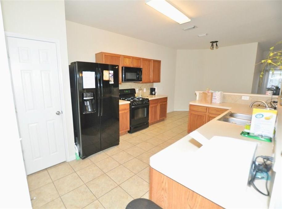 4733 Foster Hill Ct #4733 - Photo 7 of 9