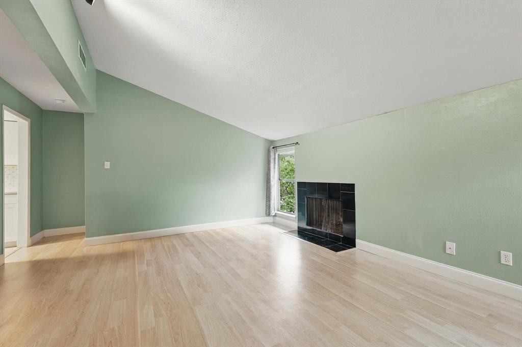 12824 Midway Rd #12824-2136 - Photo 7 of 40