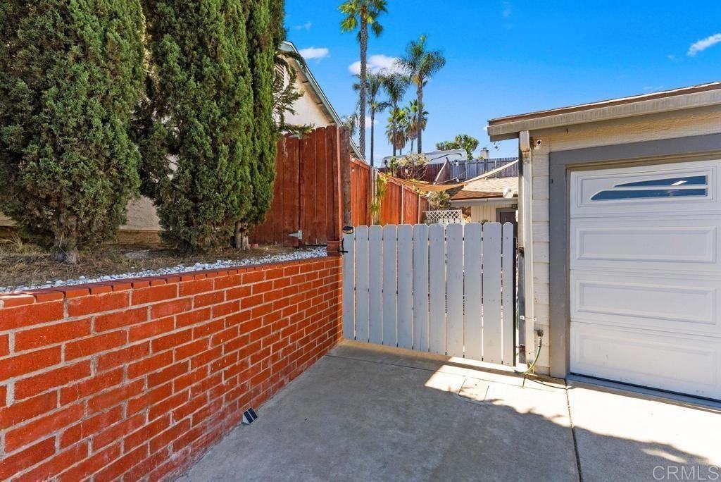 1233 Titan Ct #1233 - Photo 2 of 10