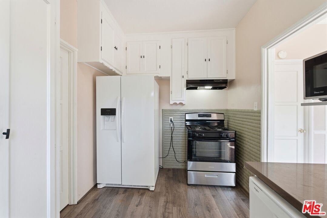 1873 Midvale Ave #1873 - Photo 2 of 21