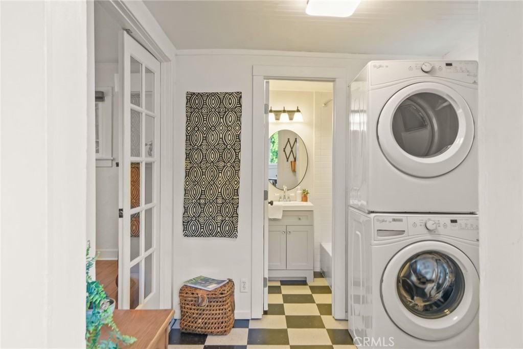 3908 Edison Walk #3908 - Photo 6 of 31