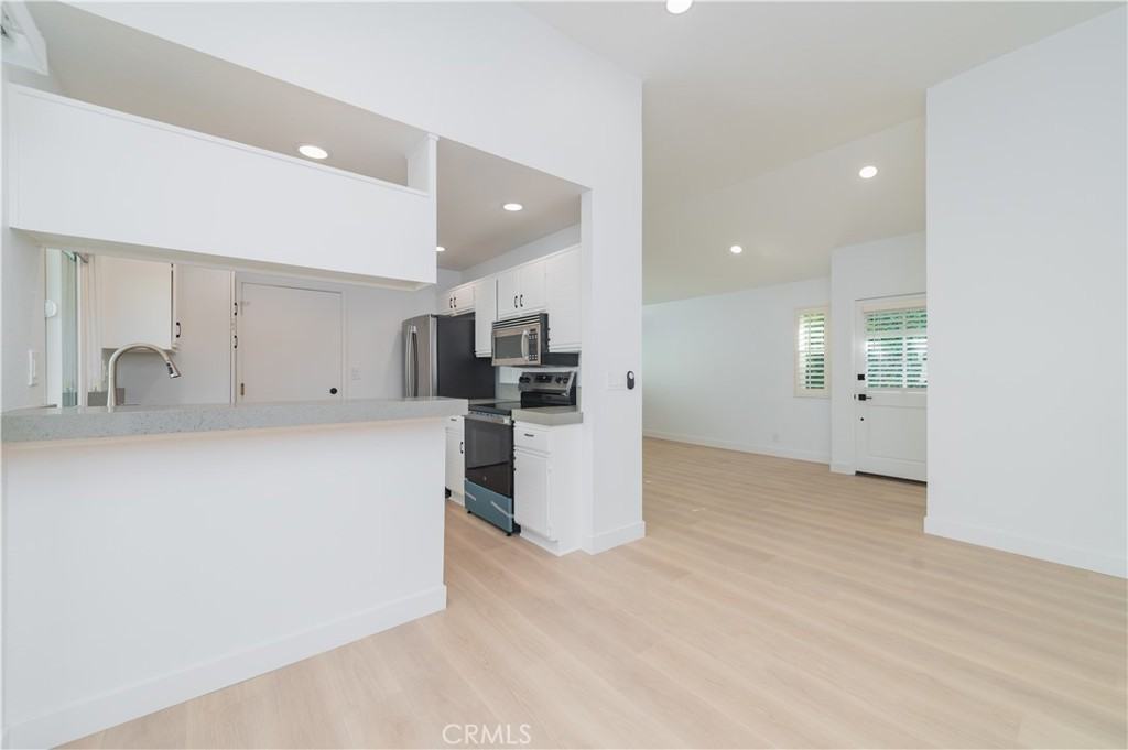 9 Wintermist #9 - Photo 6 of 22