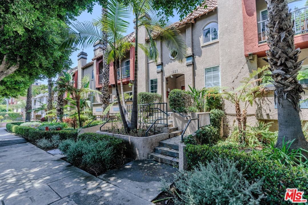 1957 N Bronson Ave #1957-112 - Photo 2 of 30