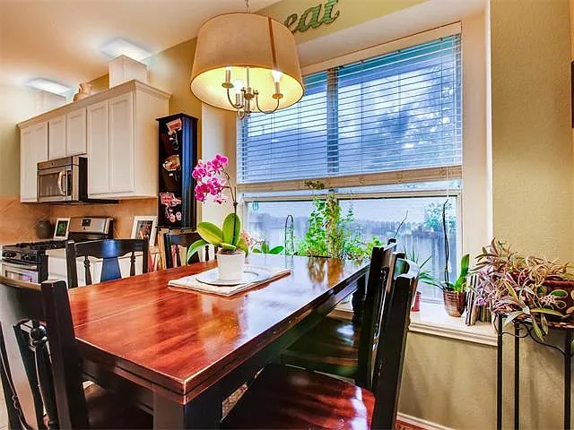 2221 Speidel Drive - Photo 7 of 27