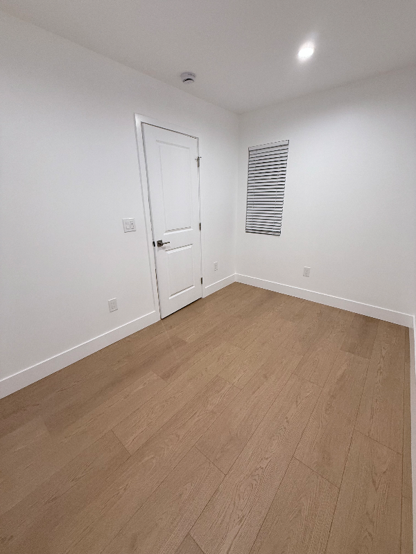 442 E 44th Cir #444A - Photo 6 of 11