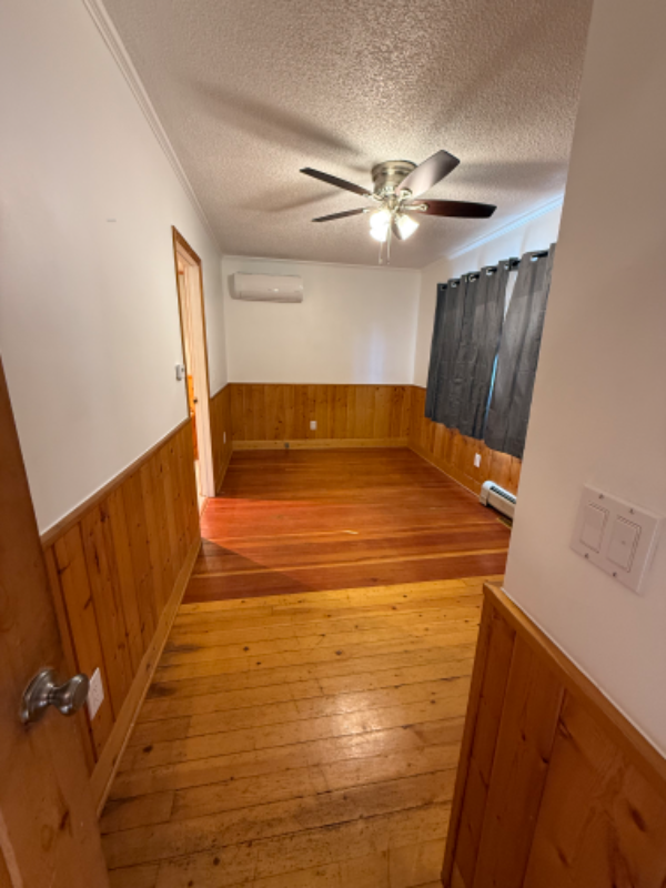 245 Cyteworth Rd - Photo 6 of 11