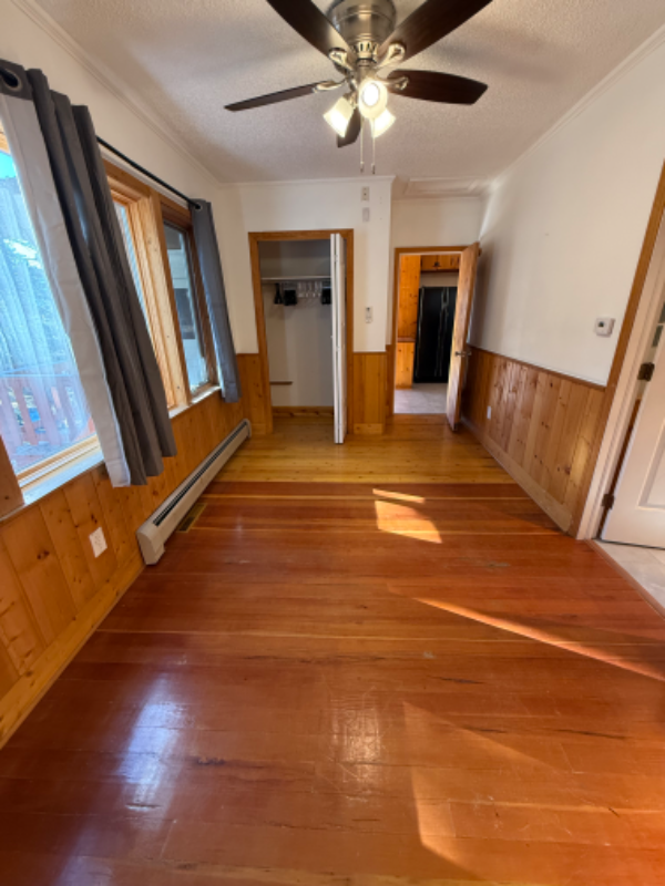 245 Cyteworth Rd - Photo 7 of 11