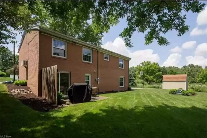 1378 Devon Dr Nw - Photo 3 of 21