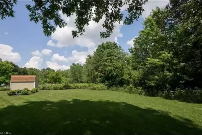 1378 Devon Dr Nw - Photo 4 of 21