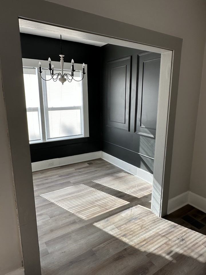 640 Mcmillon Ave Sw #640 - Photo 3 of 10