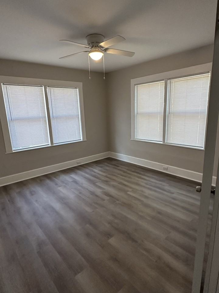 640 Mcmillon Ave Sw #640 - Photo 7 of 10