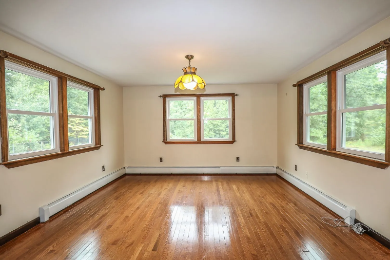 63 Mill Rd - Photo 4 of 10