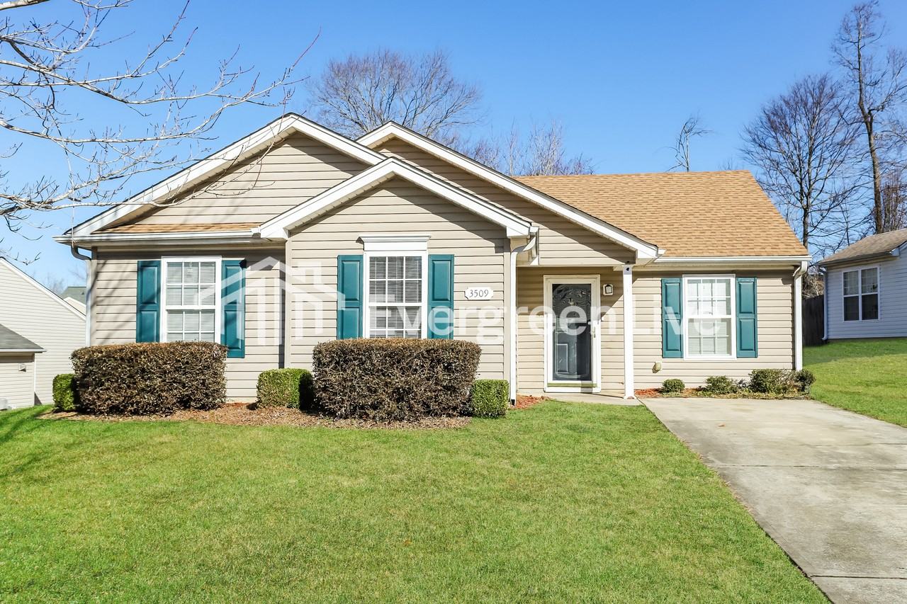 3509 Hirank Ct - Photo 2 of 14