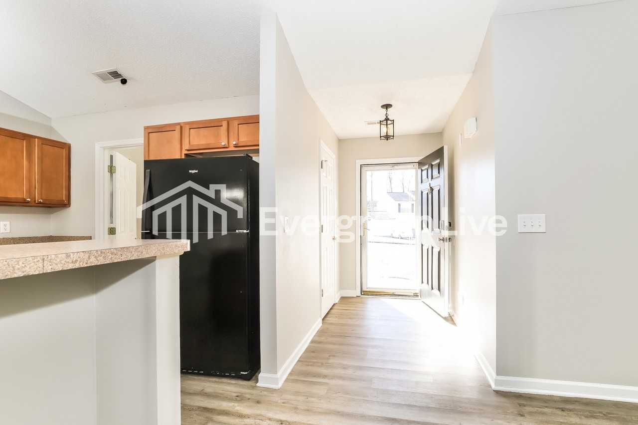 3509 Hirank Ct - Photo 3 of 14