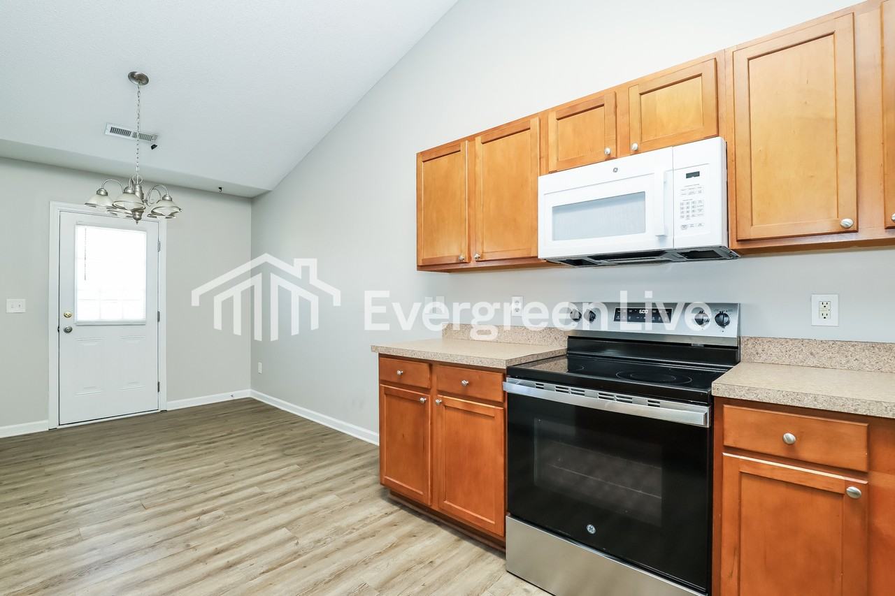 3509 Hirank Ct - Photo 4 of 14