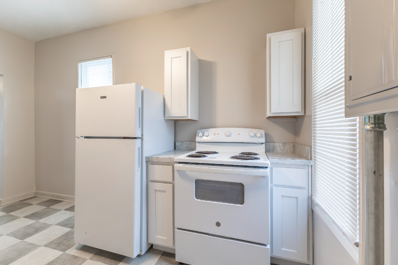 6604 Ballard Ave - Photo 5 of 17