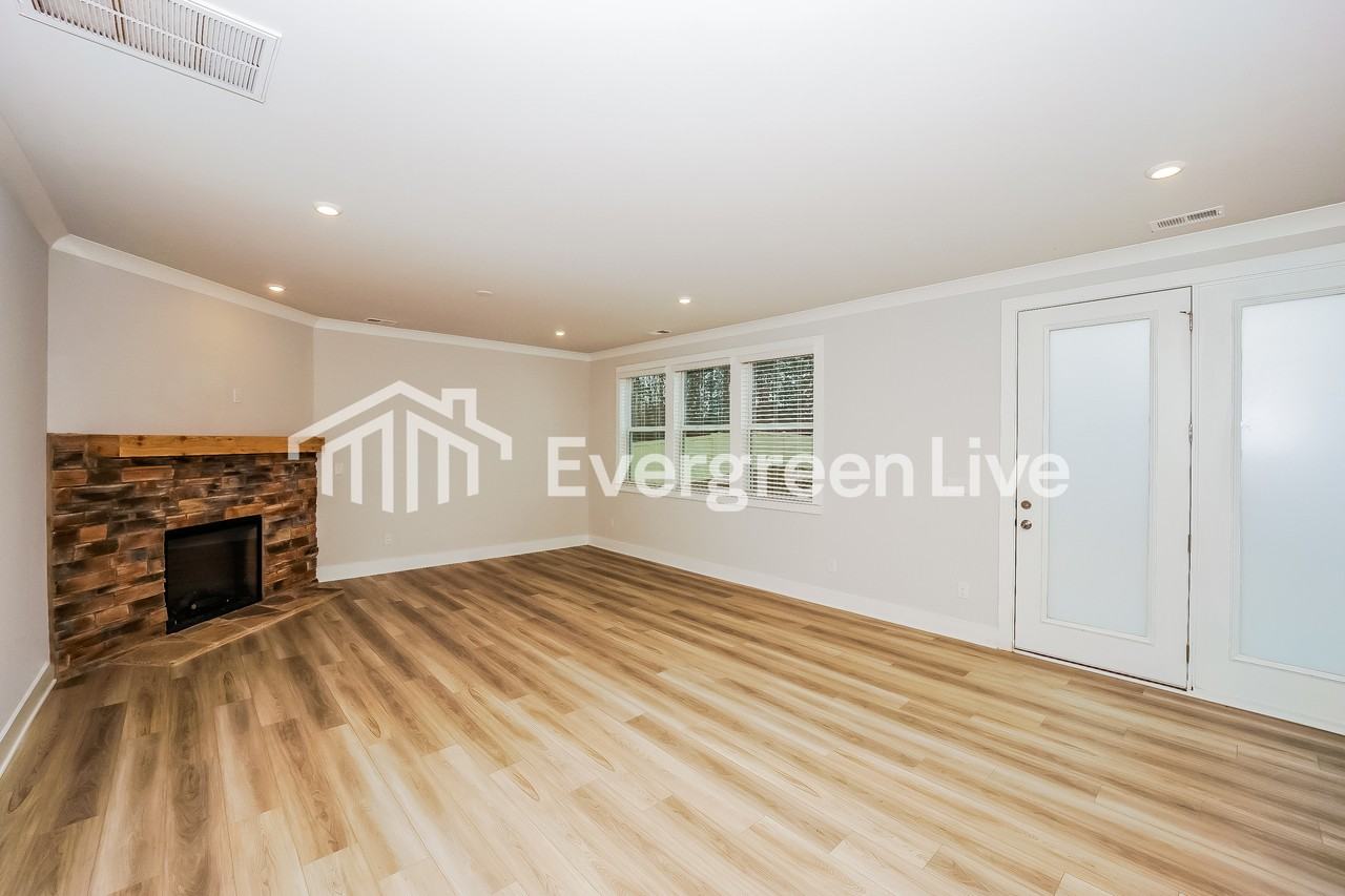 116 Brooke Forest Ct - Photo 4 of 15