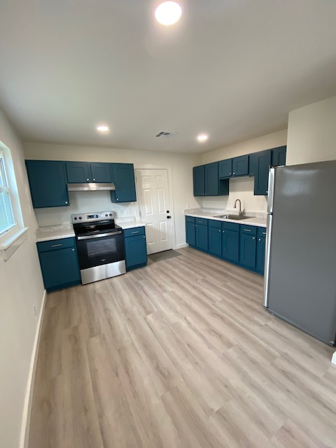 1231 E Bryan Ave - Photo 4 of 12