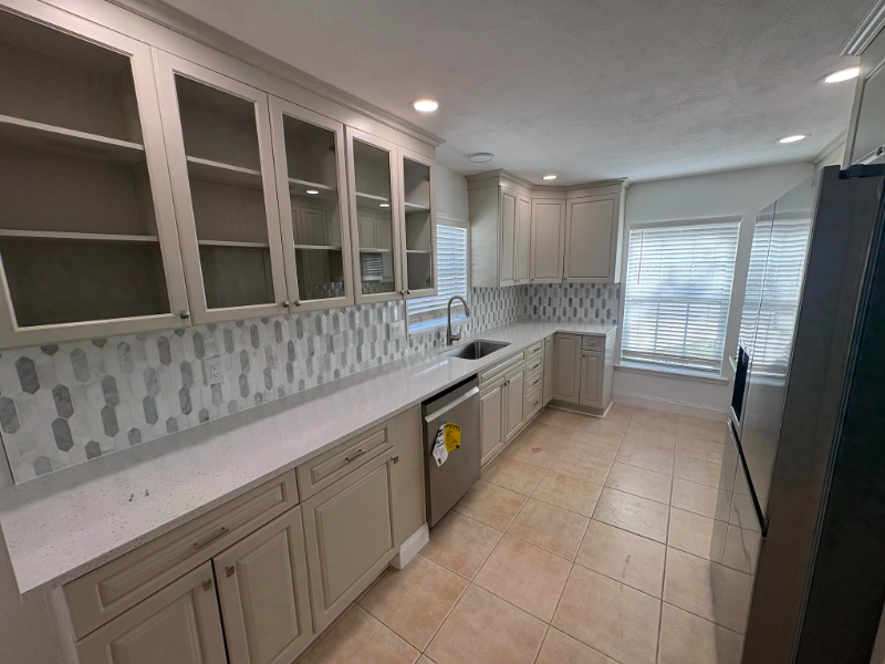 2301 S San Jose Cir - Photo 4 of 11