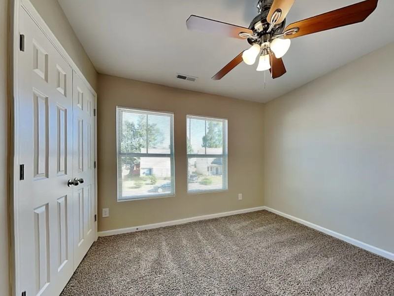 1433 Ujamaa Dr - Photo 6 of 11