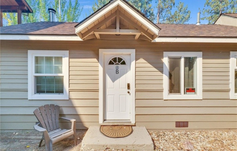 710 Marin Rd #B - Photo 3 of 16