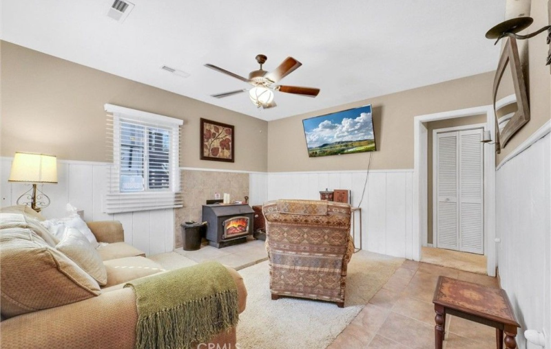 710 Marin Rd #B - Photo 4 of 16