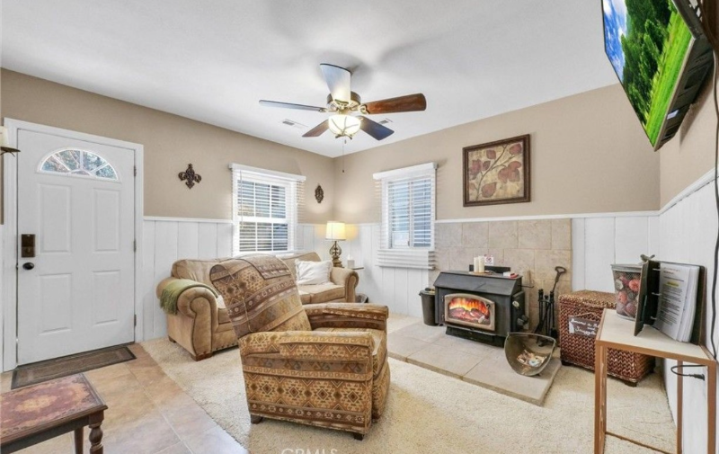 710 Marin Rd #B - Photo 7 of 16