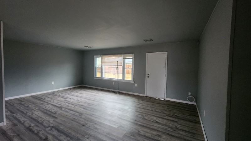 20 Sussex Dr - Photo 3 of 16