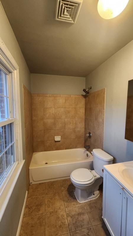 20 Sussex Dr - Photo 7 of 16