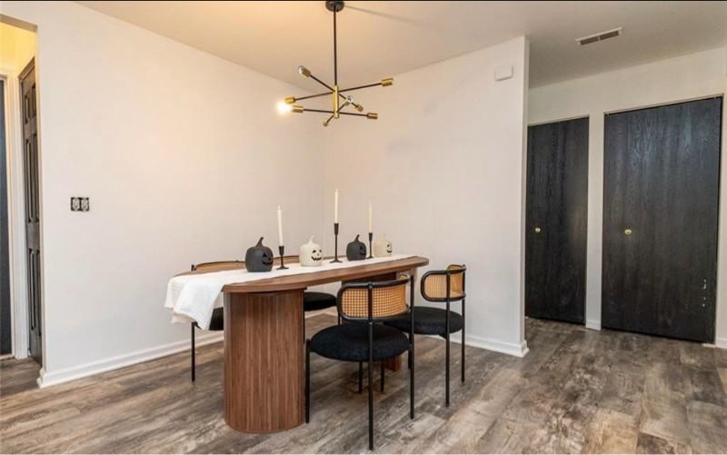 867 Amanda Ln - Photo 5 of 13