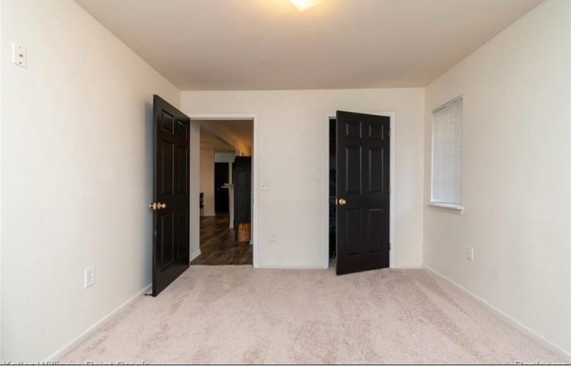 867 Amanda Ln - Photo 7 of 13