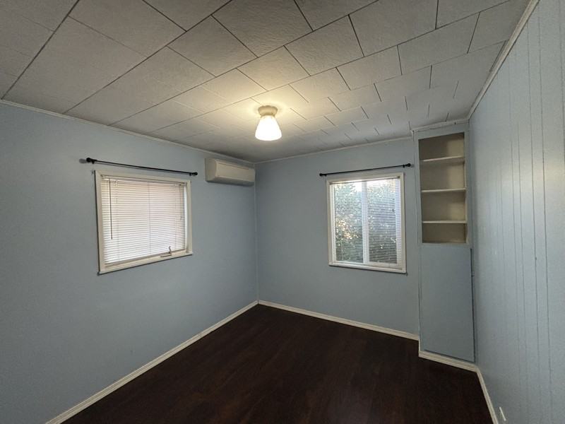 108 Se 100th Ave - Photo 3 of 8