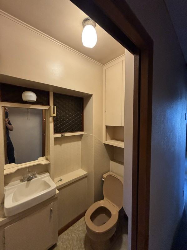 108 Se 100th Ave - Photo 4 of 8