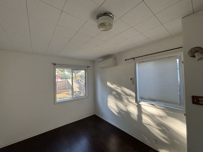 108 Se 100th Ave - Photo 5 of 8