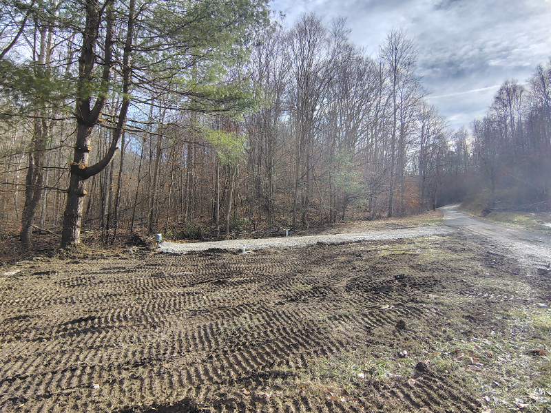 362 Ester Spur Rd - Photo 3 of 6